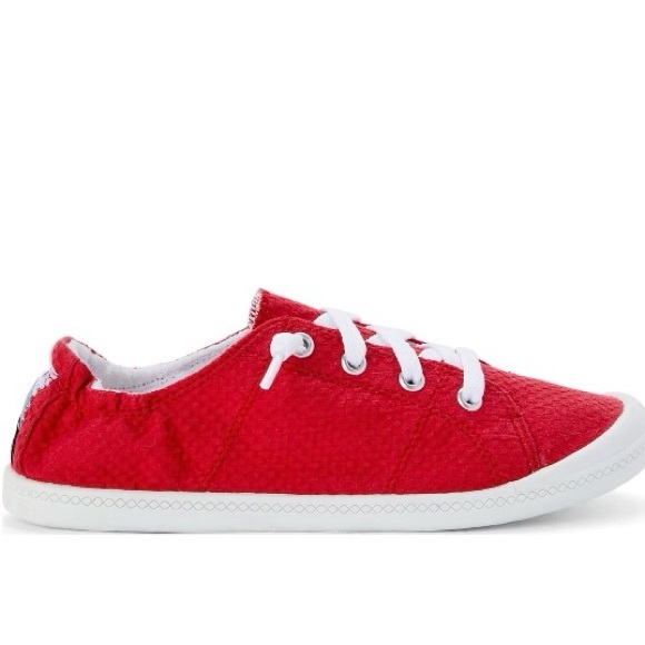 Time and Tru women’s scrunch back slip on sneakers; size: 6, 7, 8. You get both! - Picture 3 of 11